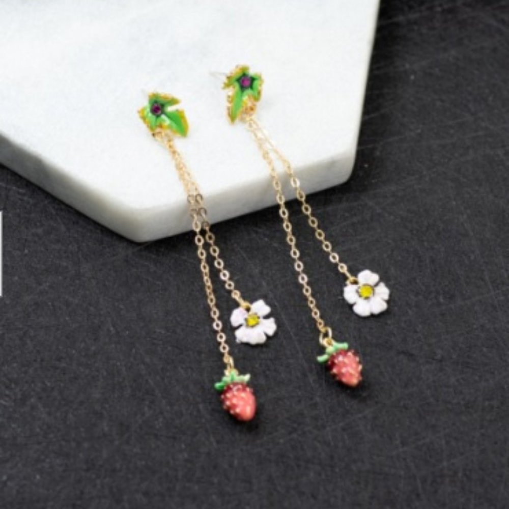 Strawberry Flower Dangle Earrings NWT